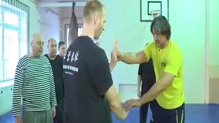 Wing Tsun Angriffe Verteidigungen und Grundprinzipien  Signature Moves of Dai Sifu Emin Boztepe [upl. by Hildegaard794]