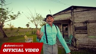 PAKOLE  Le Hace Falta Un Beso Official Video HD [upl. by Eustace]