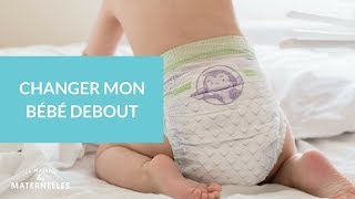 Changer mon bébé debout  La Maison des maternelles LMDM [upl. by Nywles]