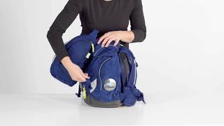 ergobag pack » Sportrucksack richtig befestigen [upl. by Buzz627]